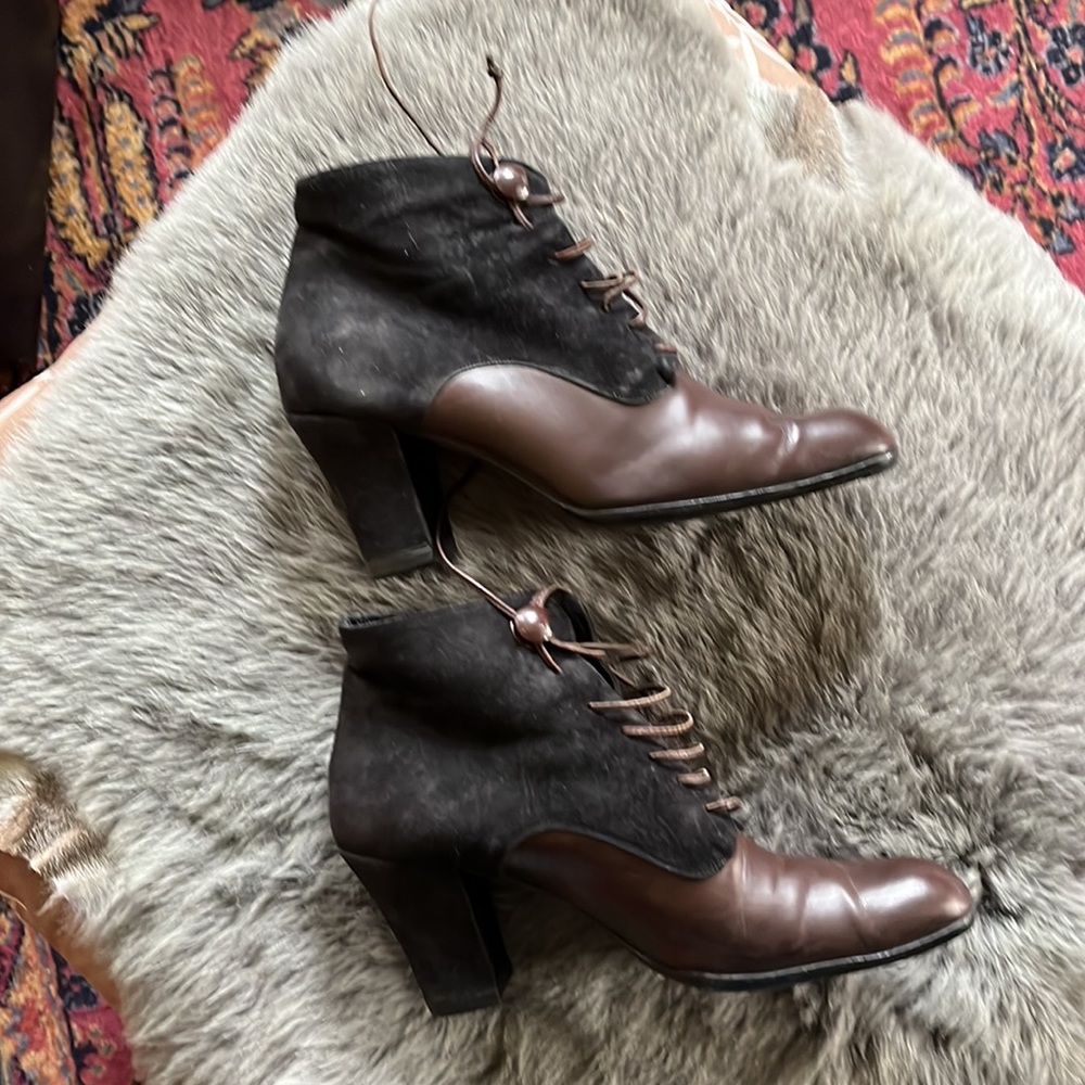 Botticelli brown leather and suede booties